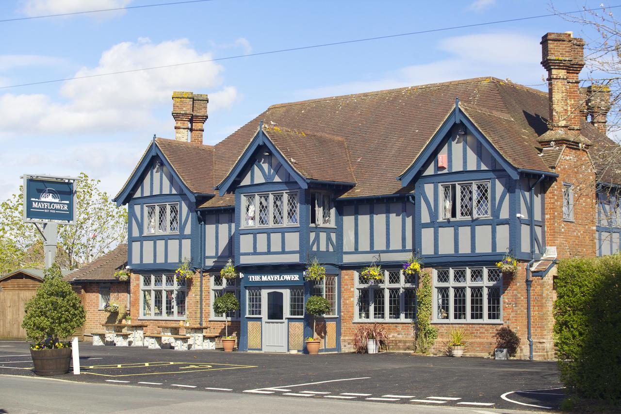 The Mayflower Lymington Eksteriør billede